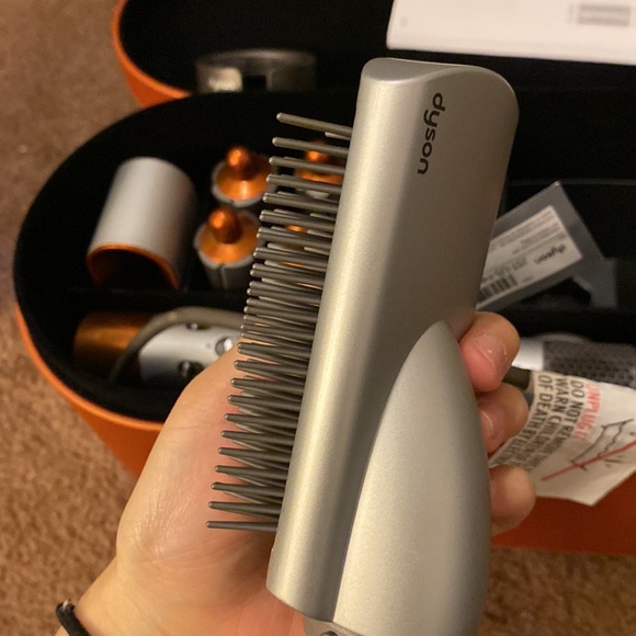 【Sold】Dyson airwrap complete set copper/silver - Picture 7 of 15